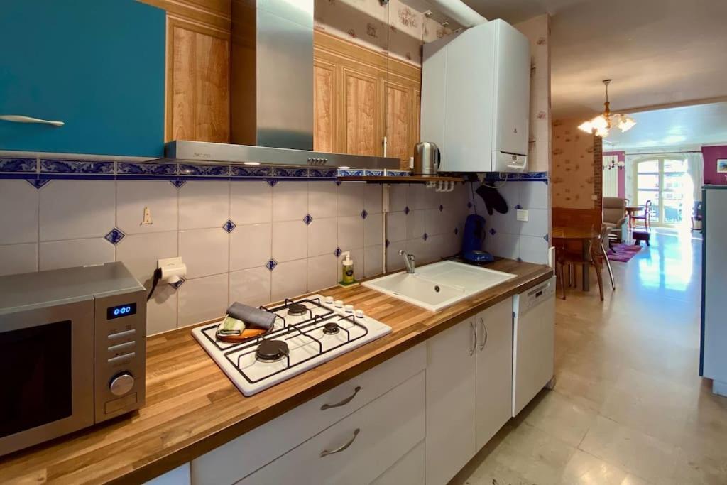 "Georgio" Grand Appartement Traversant Avec Vue Canal Et Parking Sète Buitenkant foto