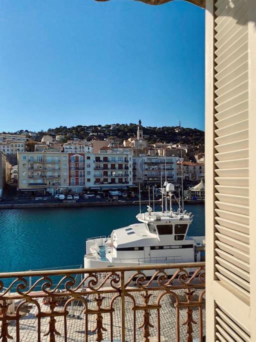 "Georgio" Grand Appartement Traversant Avec Vue Canal Et Parking Sète Buitenkant foto